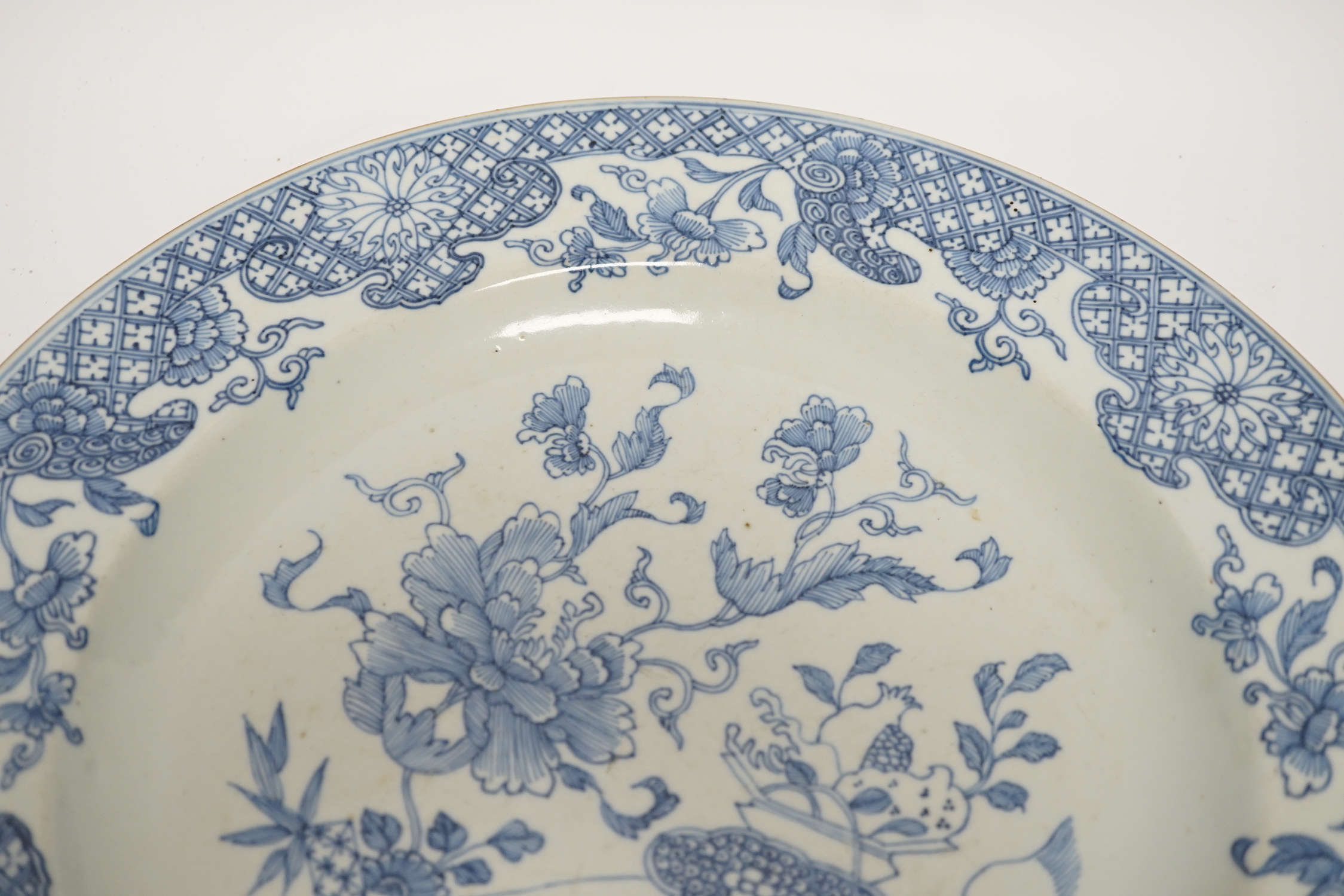 A Chinese blue and white dish, Yongzheng - Qianlong period, 35cm